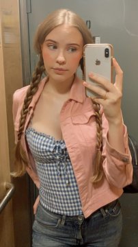 EmiliaWeaver437 from Queensland,Australia