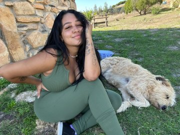 RoyalHallie from Queensland,Australia